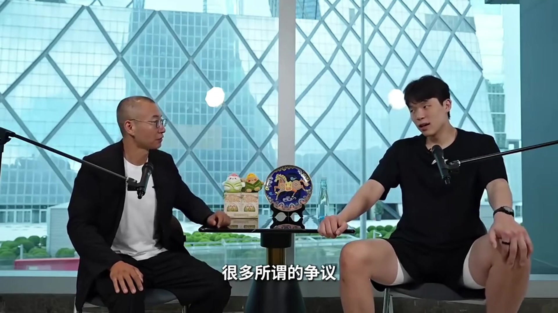杨瀚森谈恶评:骂得很有才,我会看笑 杨瀚森谈恶评:骂得很有才,我会看笑