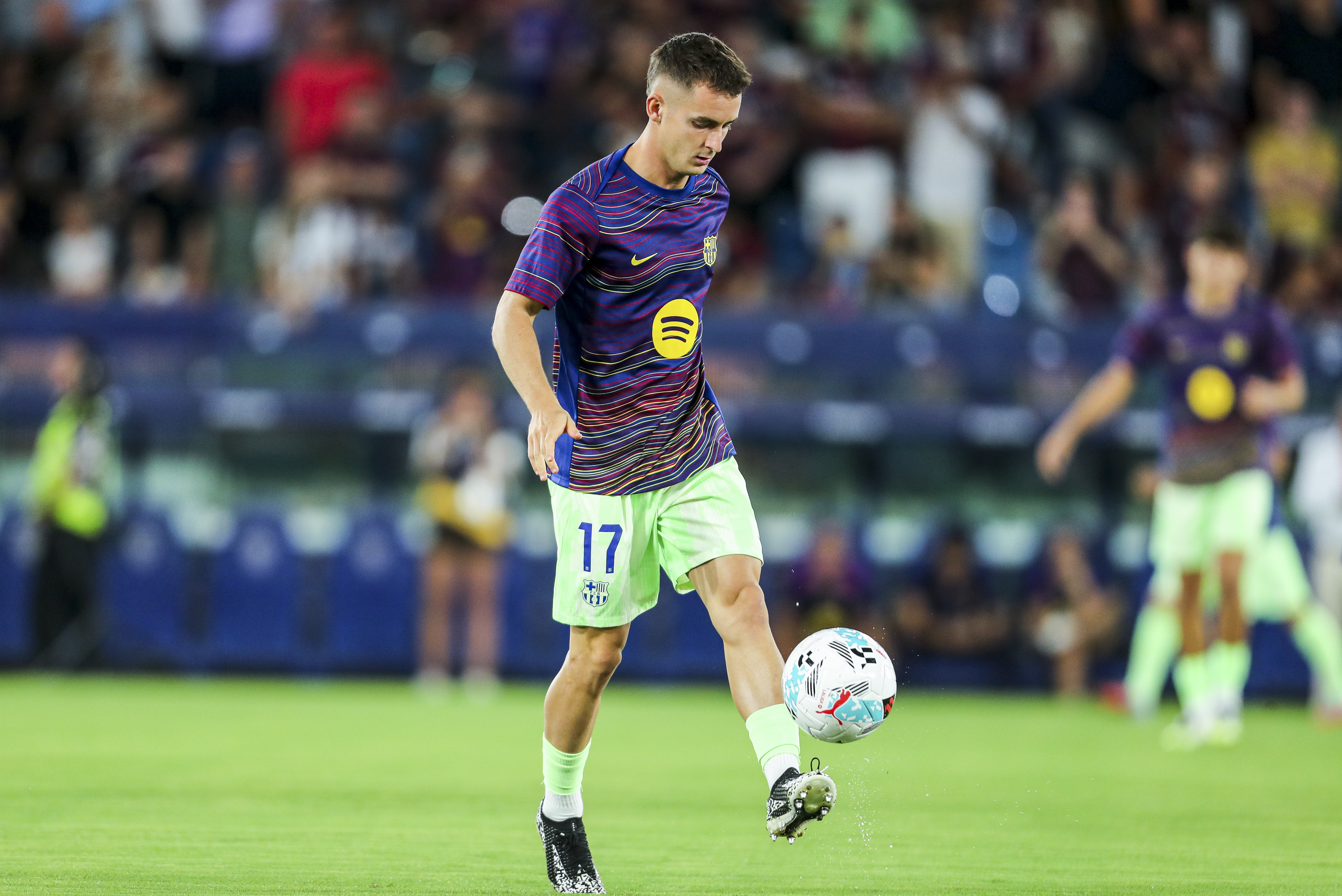 卡萨多决意离队：2000万欧标价，曼联马竞询价