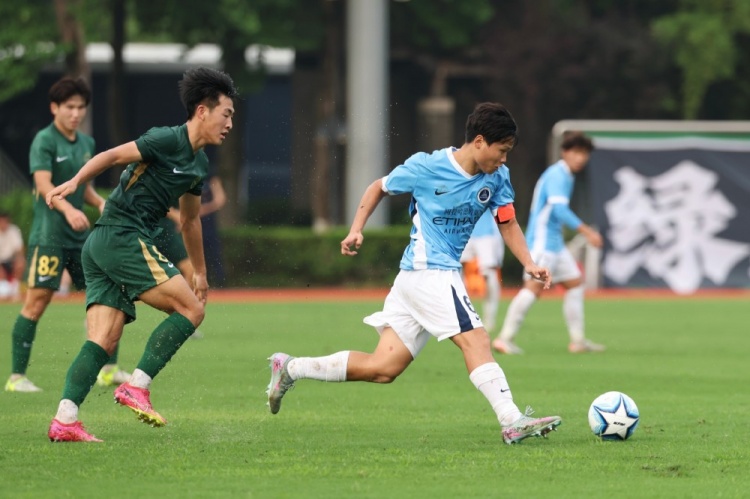 进攻屡遭封堵 深圳新鹏城U20客场0-2浙江U20