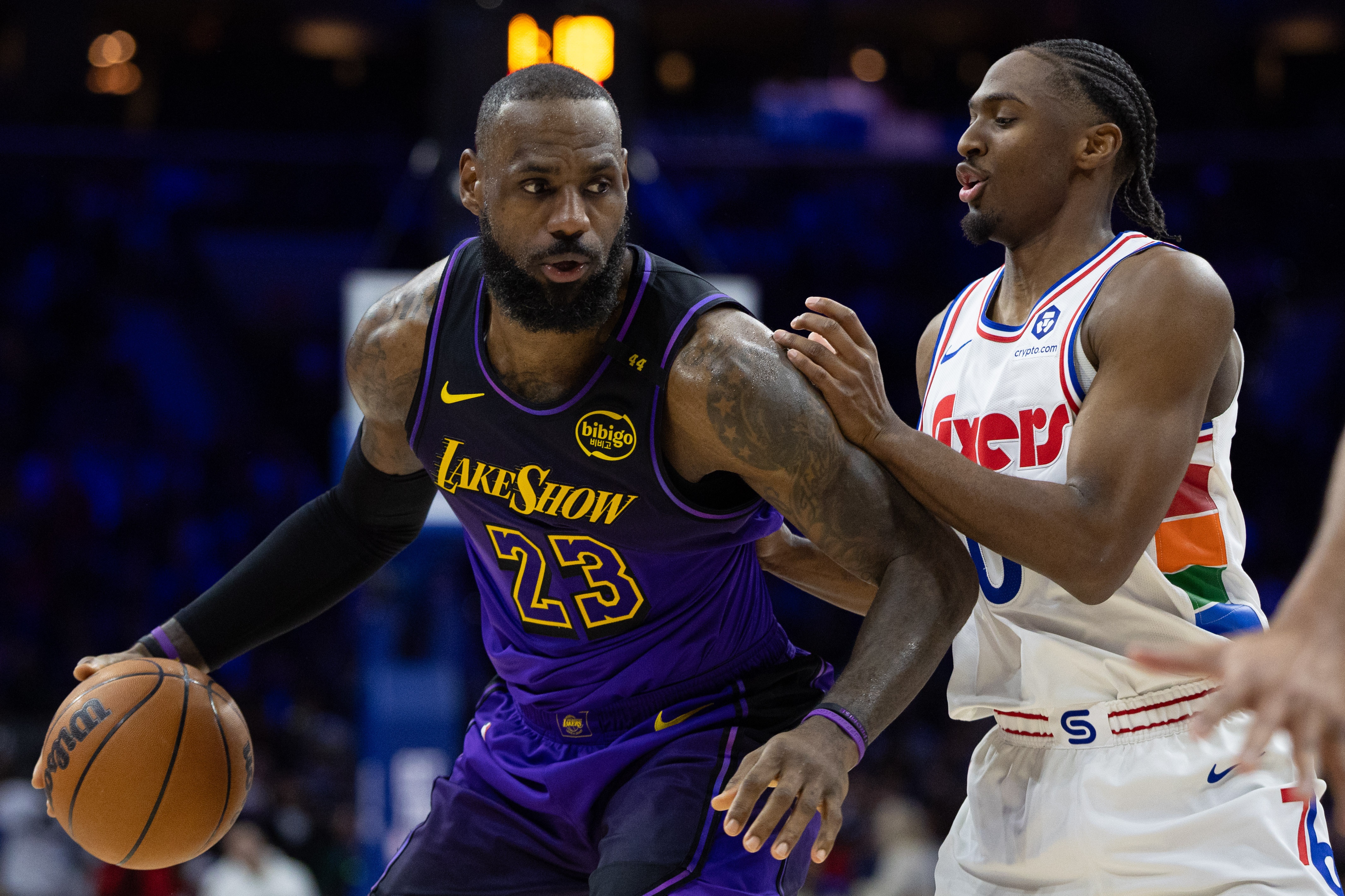 夏普：42岁詹姆斯仍是终极争冠拼图 加盟任何强队都将放大期望
