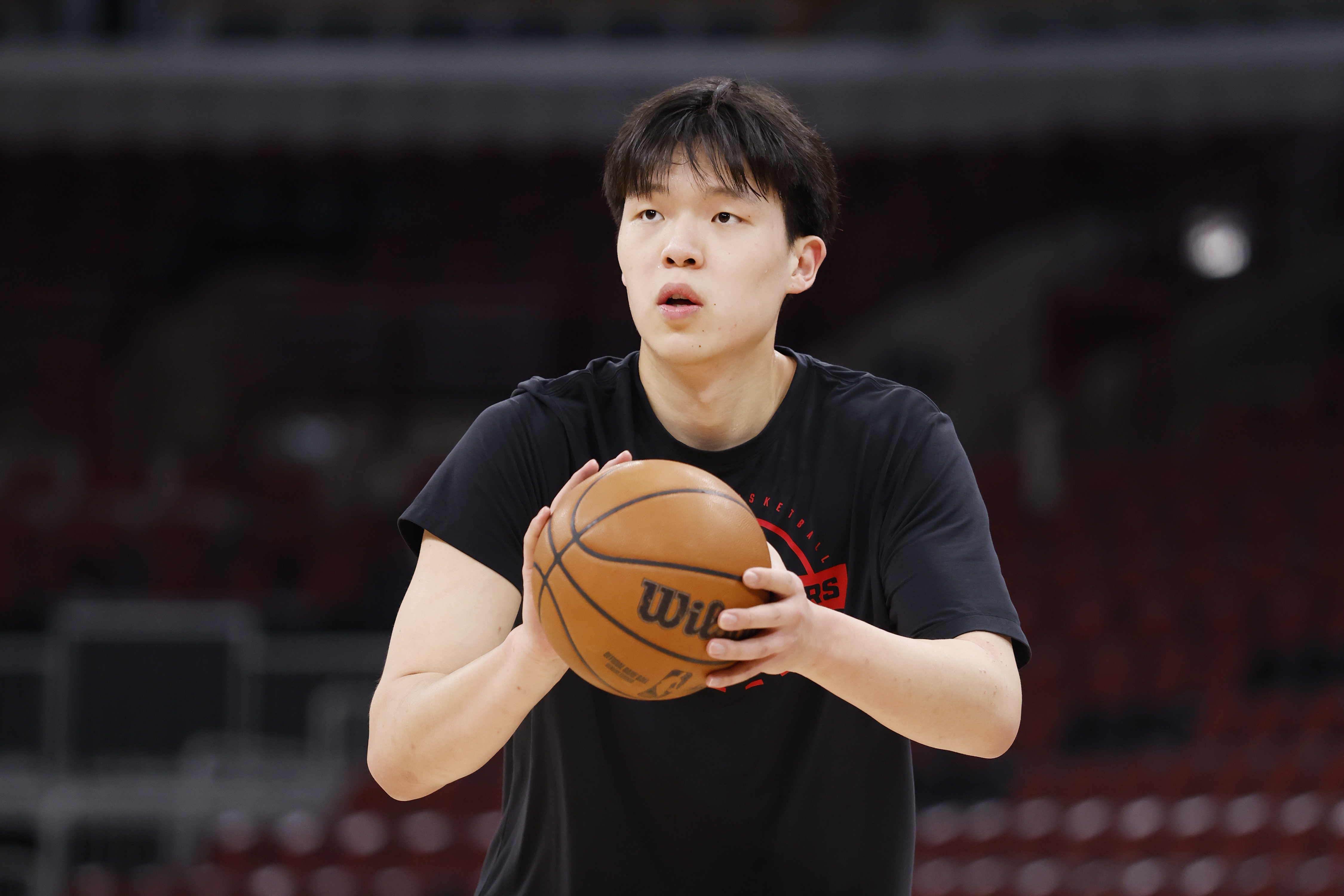杨瀚森26分钟12+9+4助开拓者惜败太阳 三分命中率66.7%