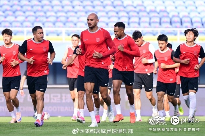 阿洛伊西：把握机会成蓉城生死线，锋线冲击力考验防守部署