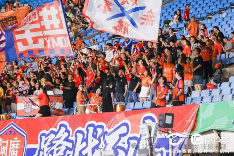 厦门飞鹭主场0-0闷平赣州瑞狮，近6轮仅1胜